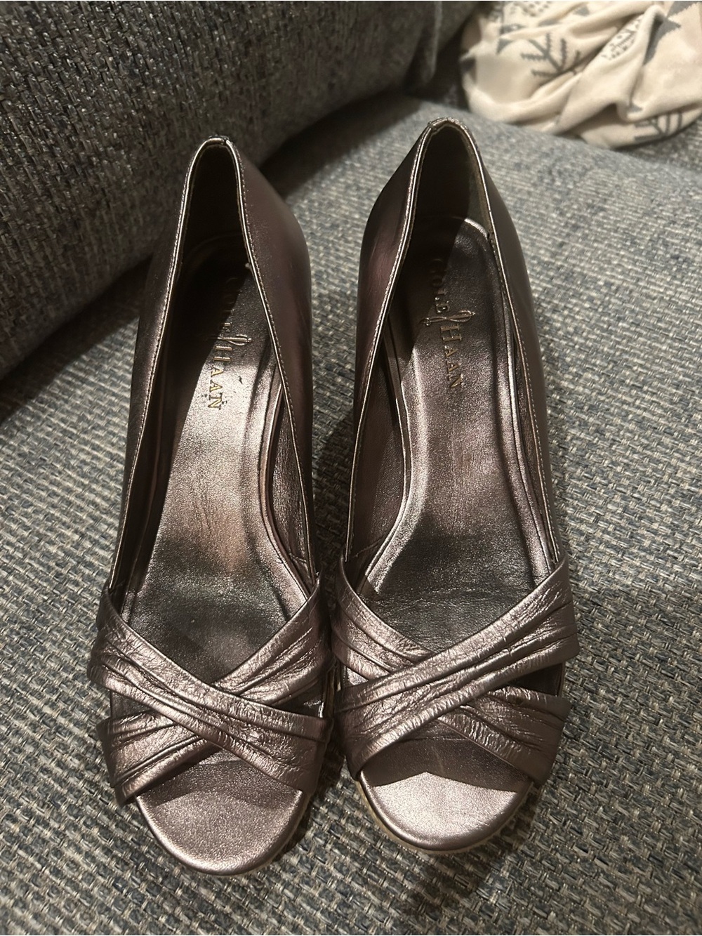 Cole Haan Metallic Brown Peep-Toe Espadrille Wedges size 7.5 Great Condition